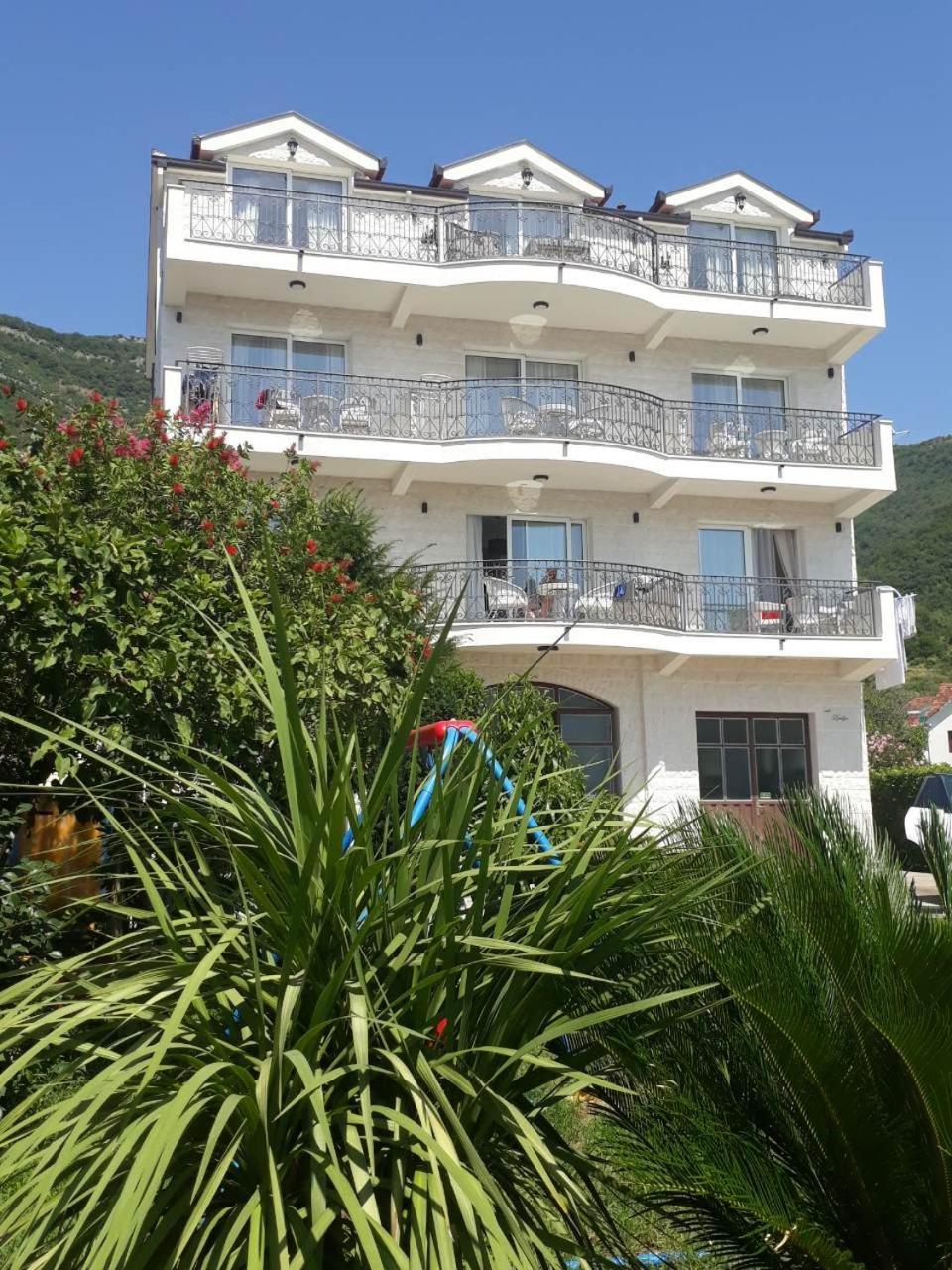 Villa Julia Baošići Eksteriør bilde